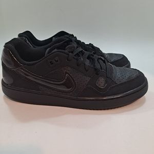 Nike Son of Force Triple Black